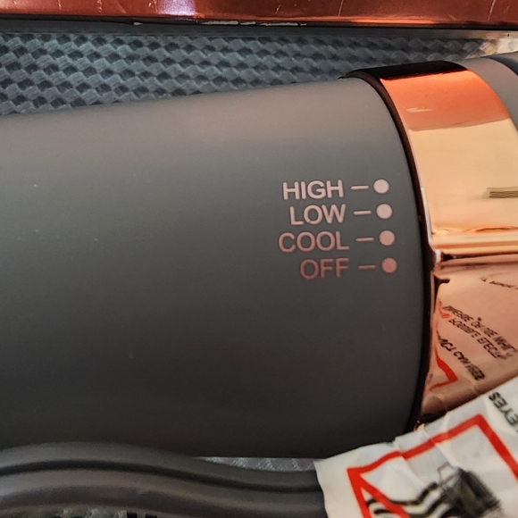 NEW Hairitage Volumizing Hair Drying Brush.. Large Barrel - Picture 4 of 5